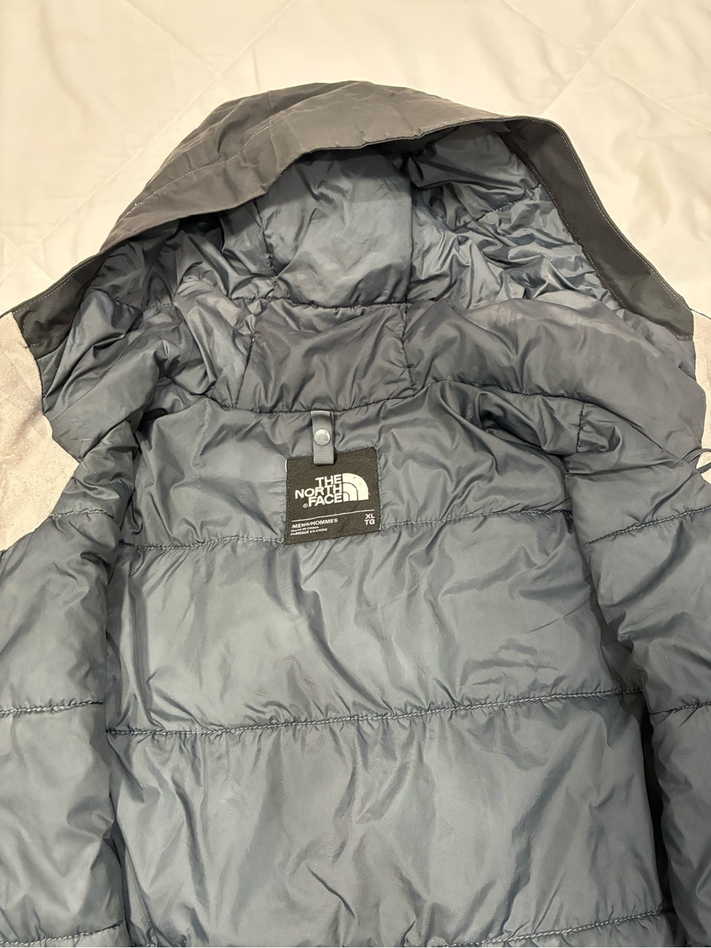 The North Face Men’s Black Waterproof Hooded Jacket - Picture 4 of 7